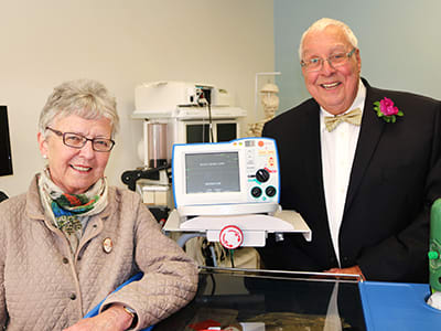 David Murray and Liz Surtees are proud to be among the many donors who generously contributed to the Defibrillator Campaign.