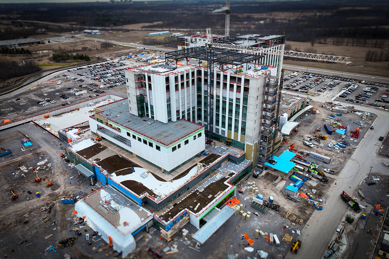 An aerial shot of the South Niagara Hospital construction site